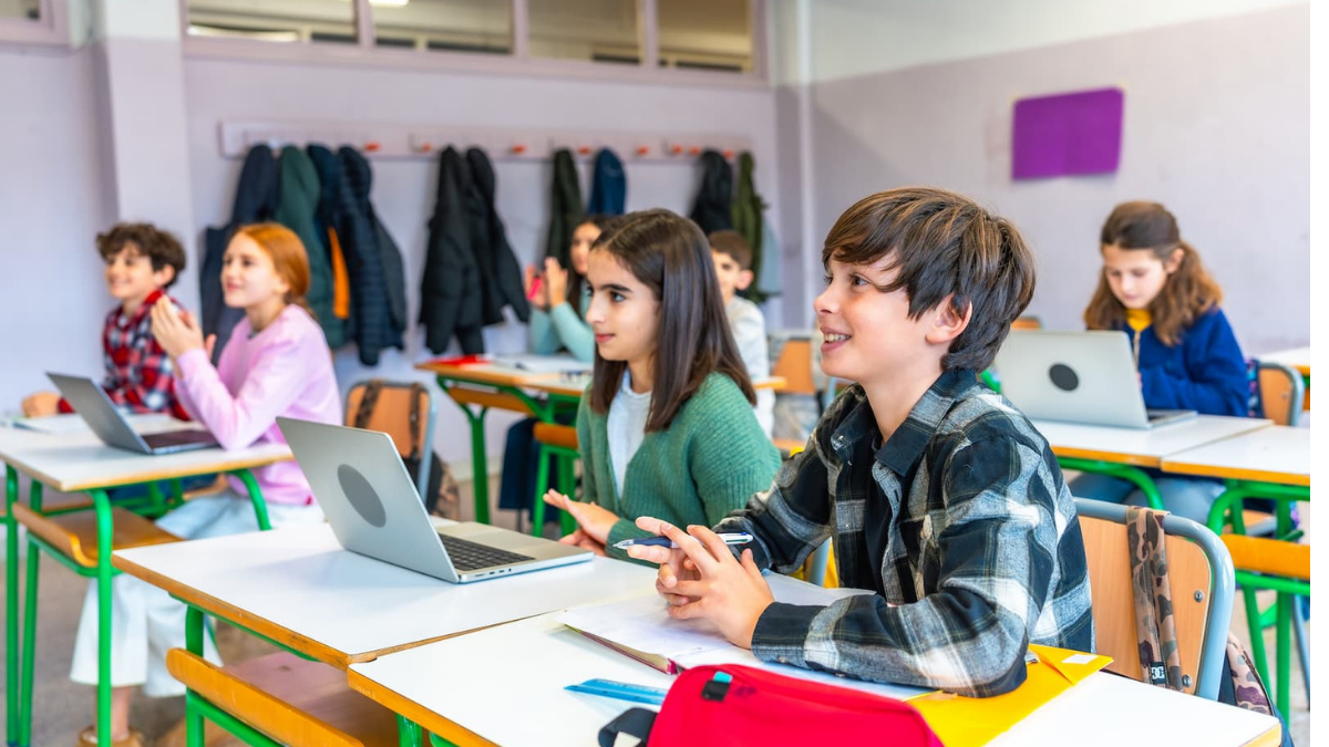 La SEBiBC impulsa la inclusión de la bioinformática y la biología computacional en el currículum educativo de la LOMLOE